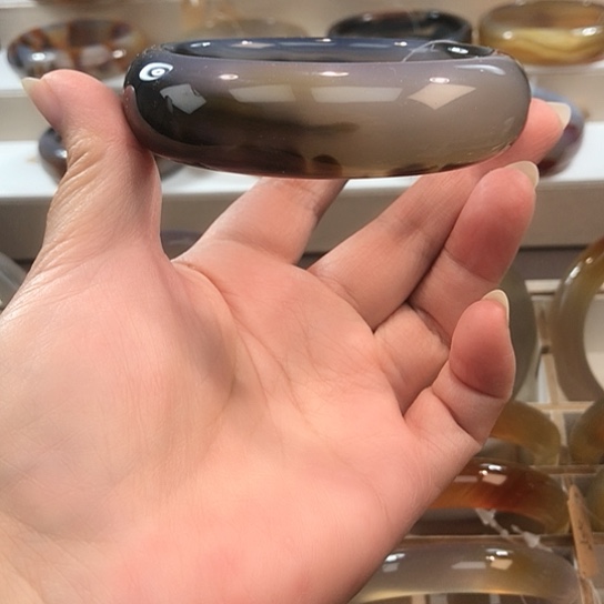 玛瑙/玉髓未镶嵌手镯15号