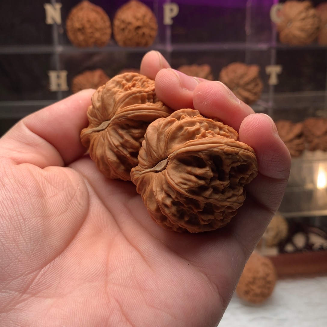 周***飞吊坠文玩核桃白狮子666888