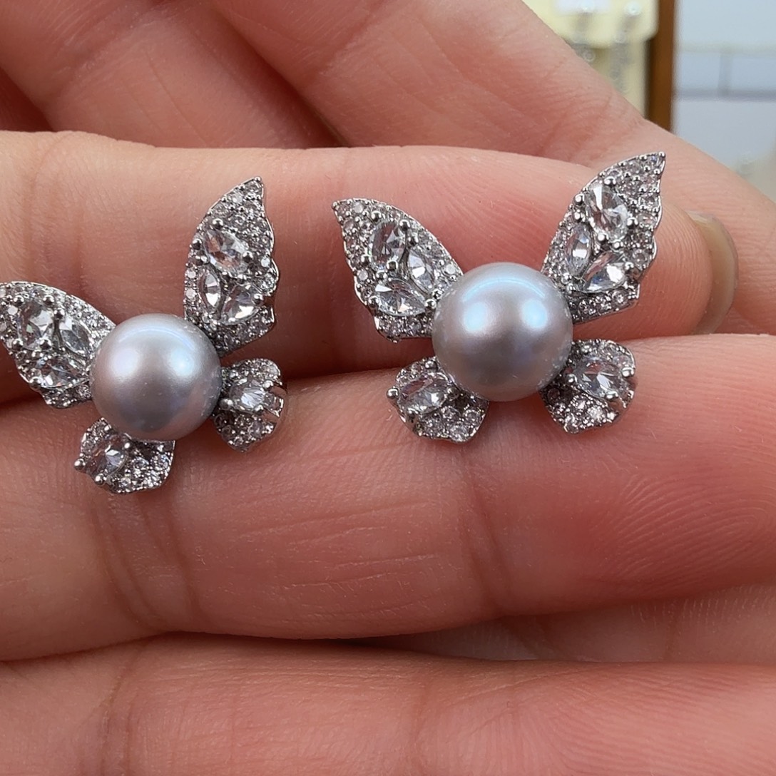 未镶嵌淡水珍珠耳饰