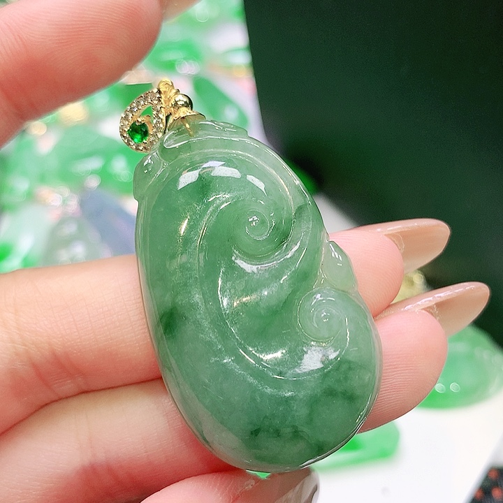 颈饰未镶嵌翡翠翡翠