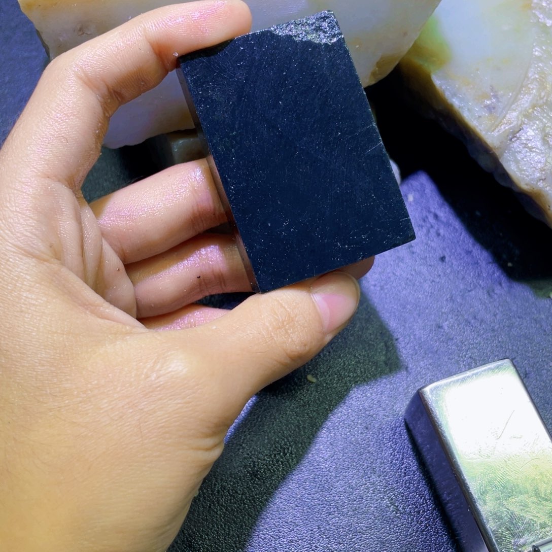 和田玉未镶嵌珠宝半成品