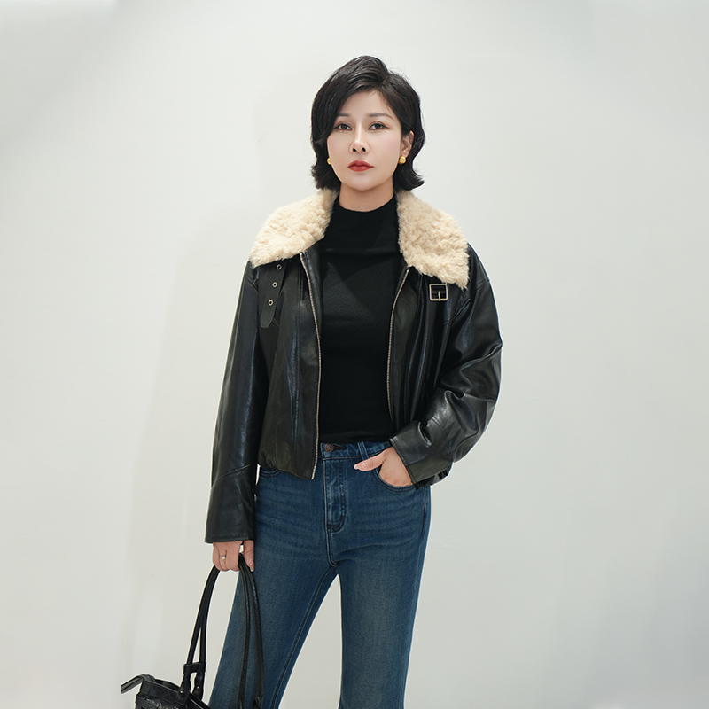 冬季欧美风港风女短皮衣皮夹克羽绒外套皮衣2025D2073