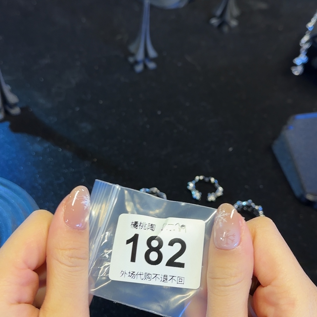 M***H欢欢欢欢欢欢欢欢欢欢