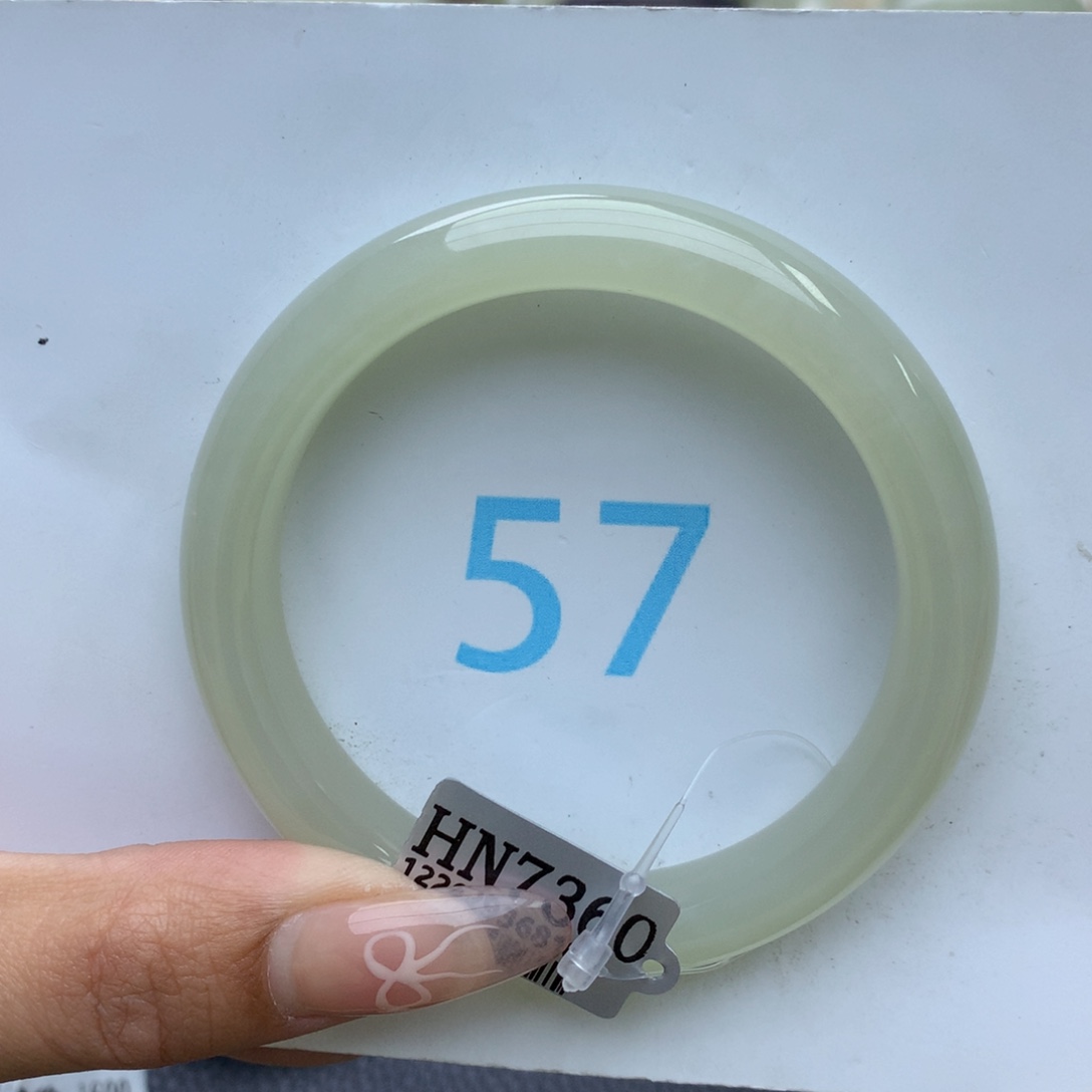 和田玉手镯未镶嵌张**亮