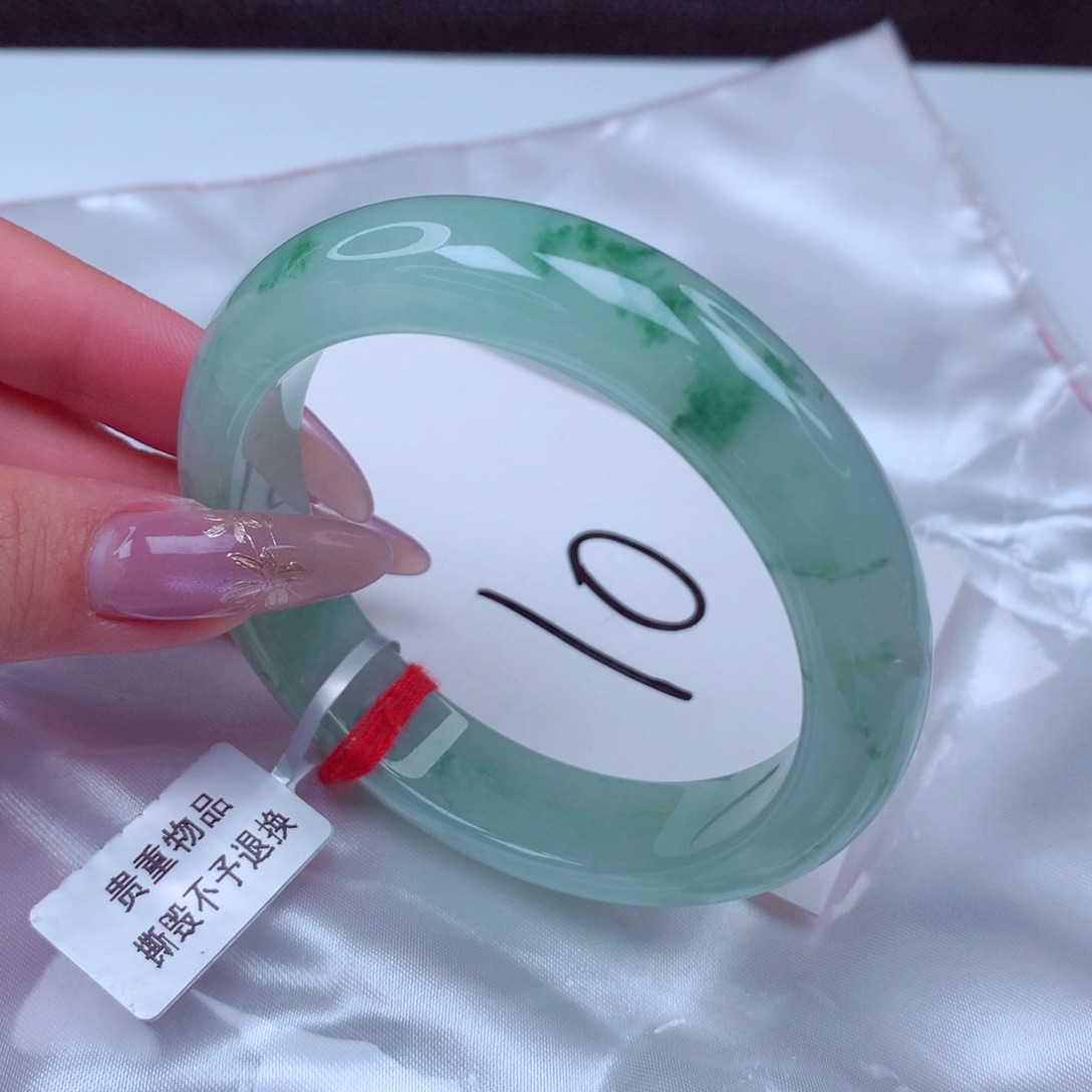 翡翠手镯未镶嵌翡翠55