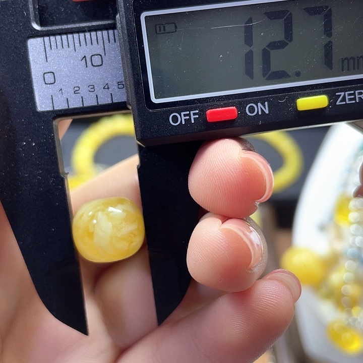 琥珀未镶嵌珠宝奇石俄料妖花瑕疵福利不退换