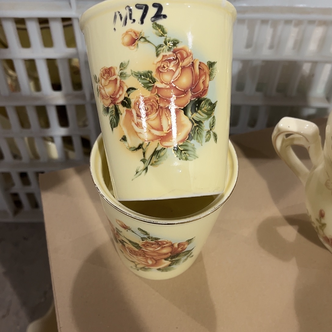 星博汇陶瓷有限公司2个