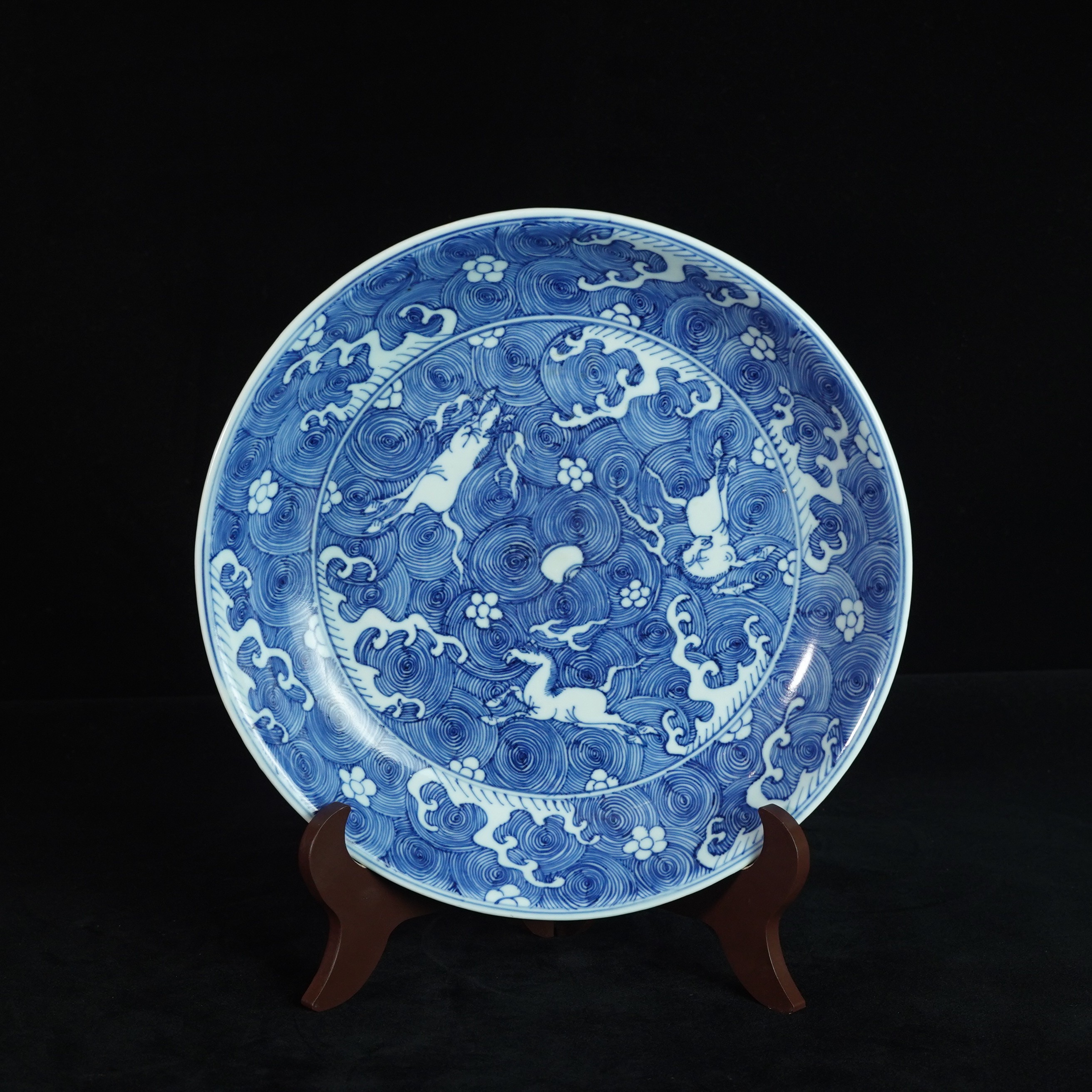 LYJL250219001【十竹斋】清代淡描海水飞马纹赏盘