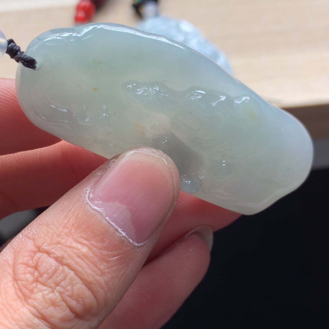 颈饰未镶嵌翡翠吊坠