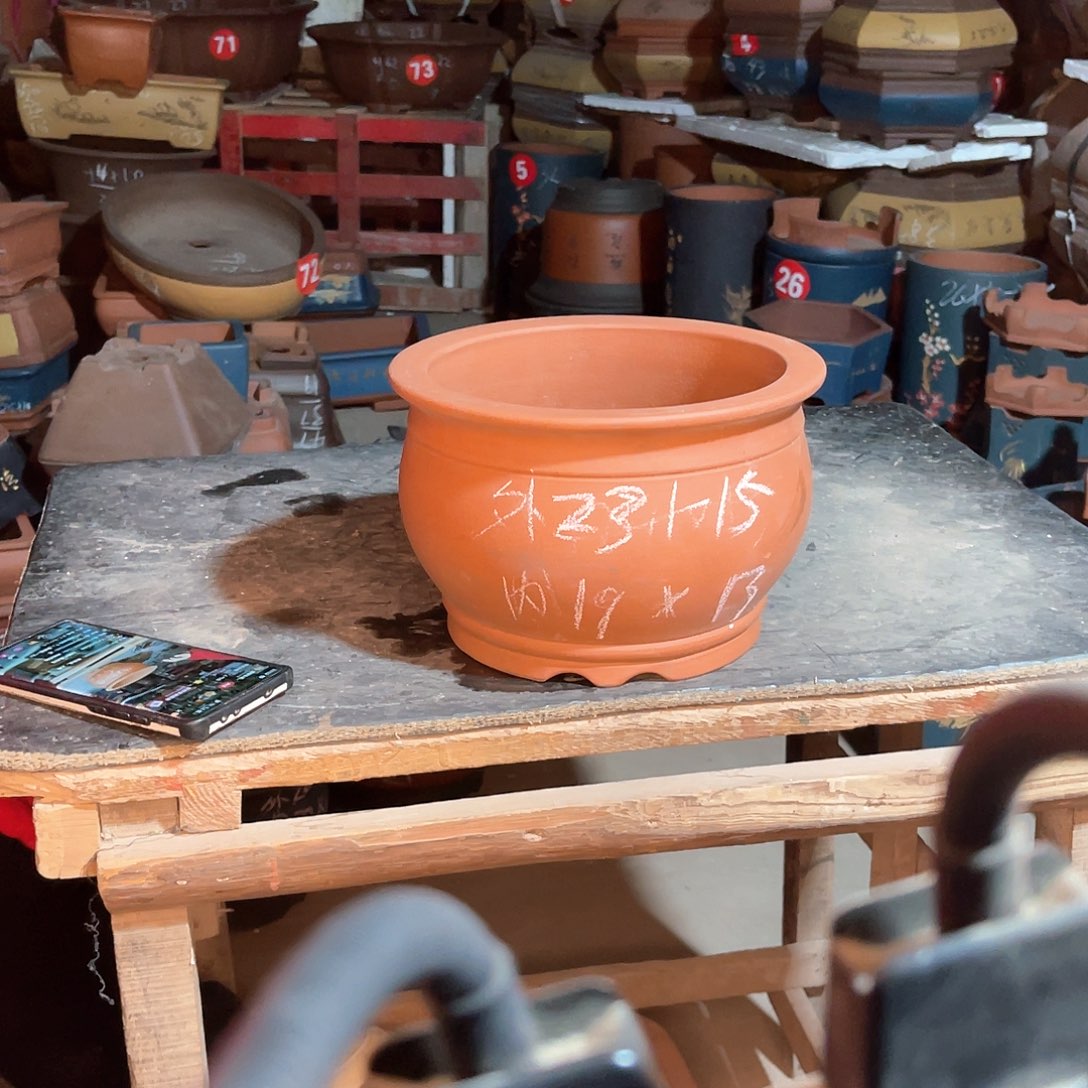 紫砂花盆金鱼缸盆一个