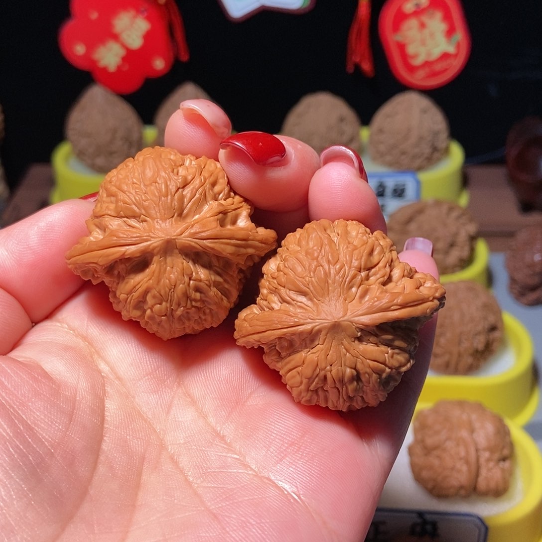 文玩核桃吊坠胜***哥磨盘