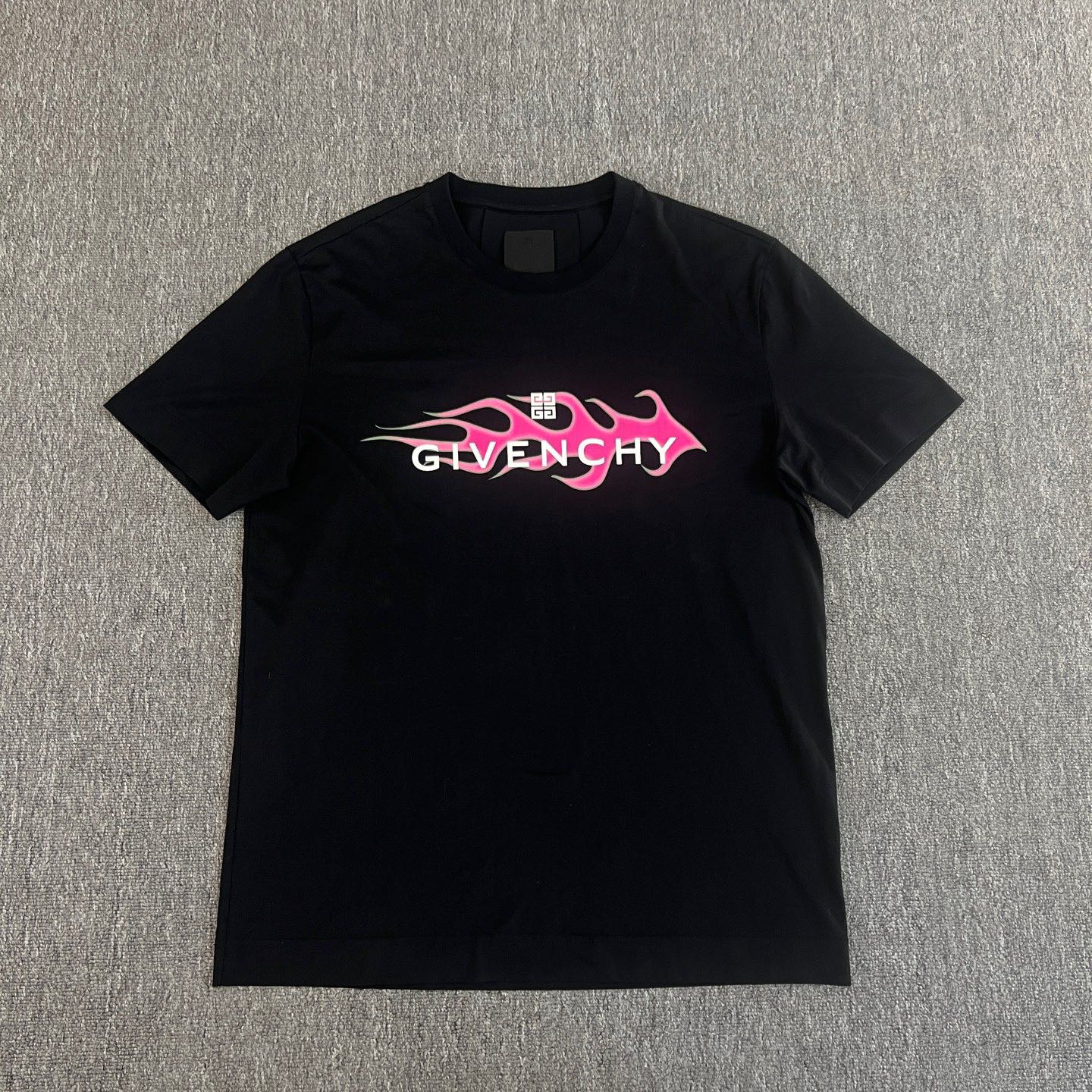 未使用 Givenchy/纪梵希 胸口火焰LOGO印花/黑色圆领短袖/XL码