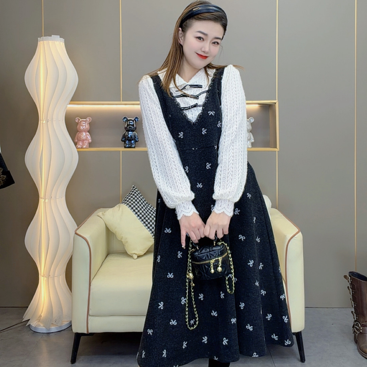 2025秋冬新款假两件拼接娃娃领连衣裙女气质显瘦a字裙6072