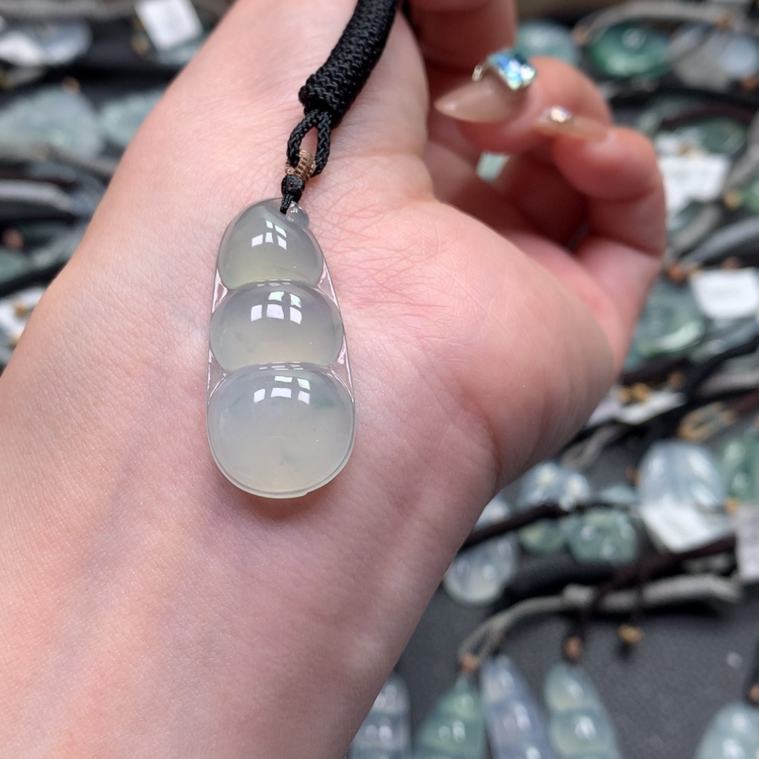 翡翠颈饰未镶嵌000000000000