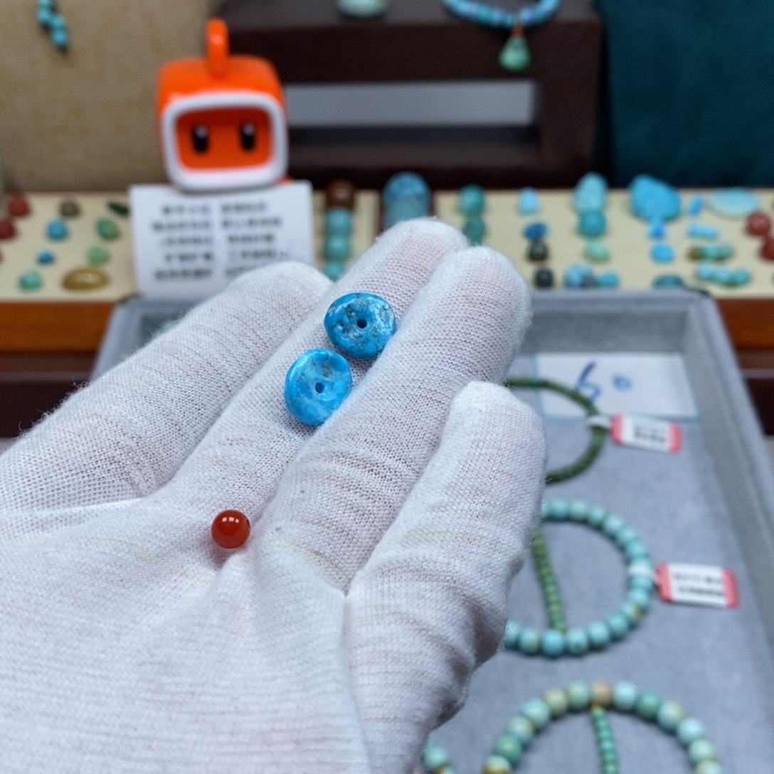 未镶嵌配饰南红玛瑙