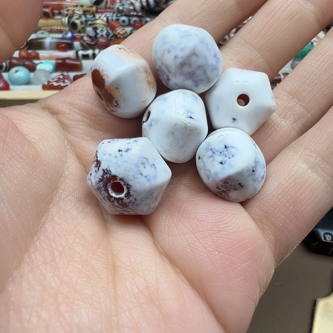 玛瑙/玉髓未镶嵌珠宝半成品