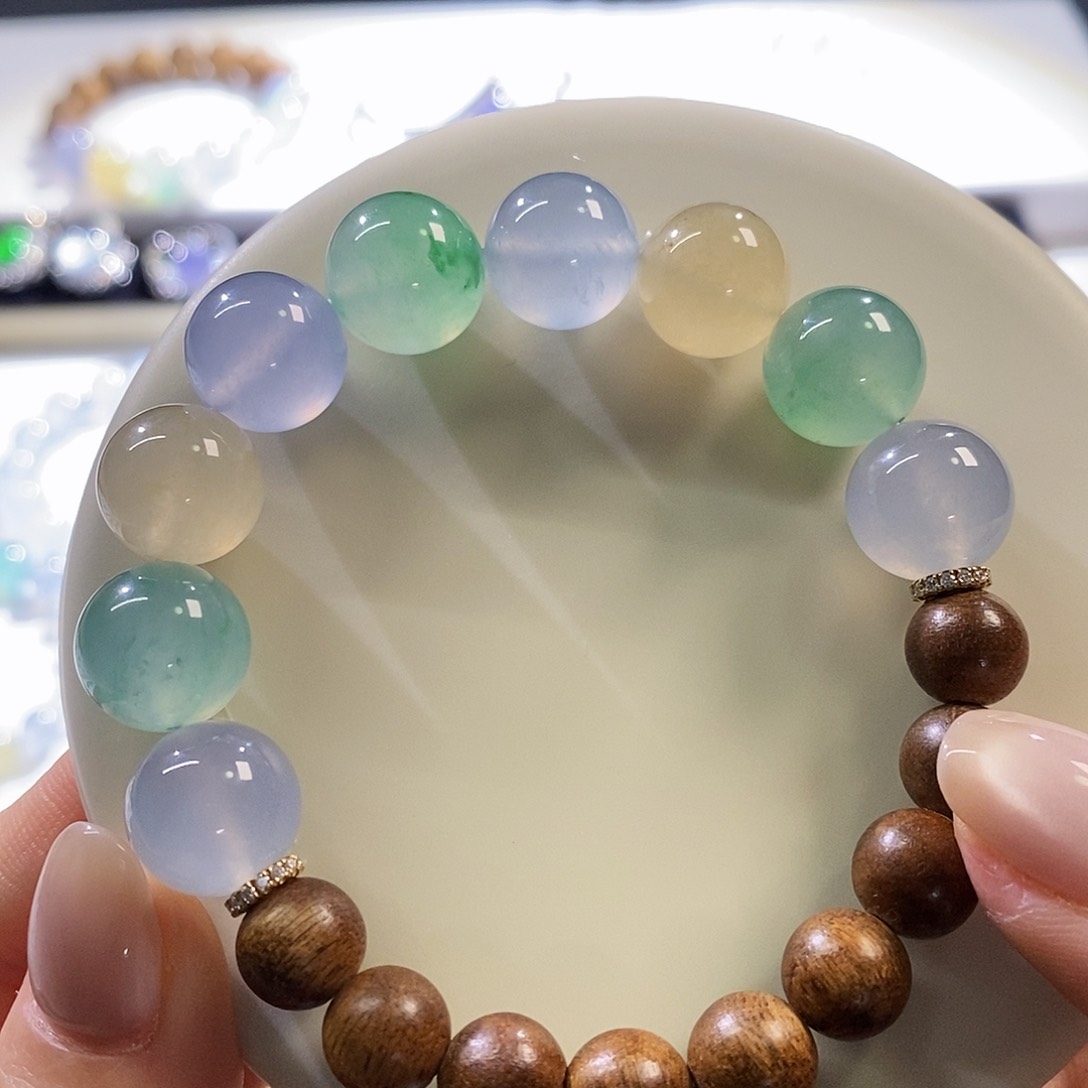 翡翠挂件未镶嵌手串