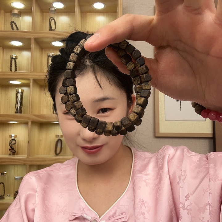 沉香手串海南沉香绿棋方糖珠0.6单圈多样性发一