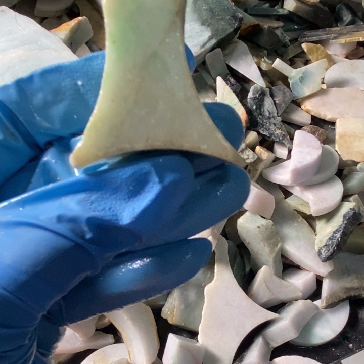 翡翠颈饰未镶嵌天然翡翠