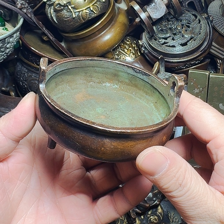 铜器摆件收收藏藏