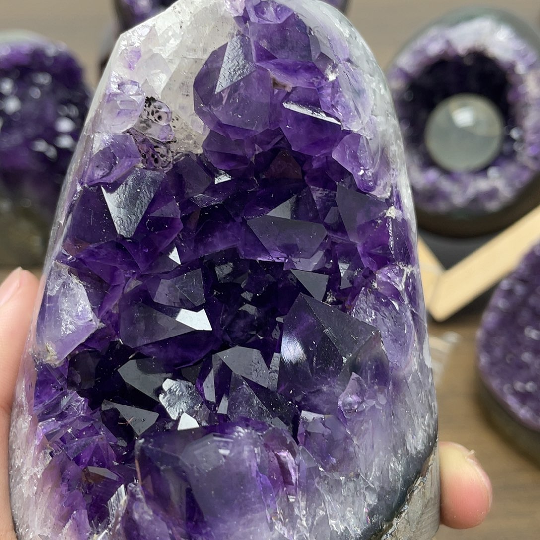 紫晶大型摆件（非配饰）未镶嵌