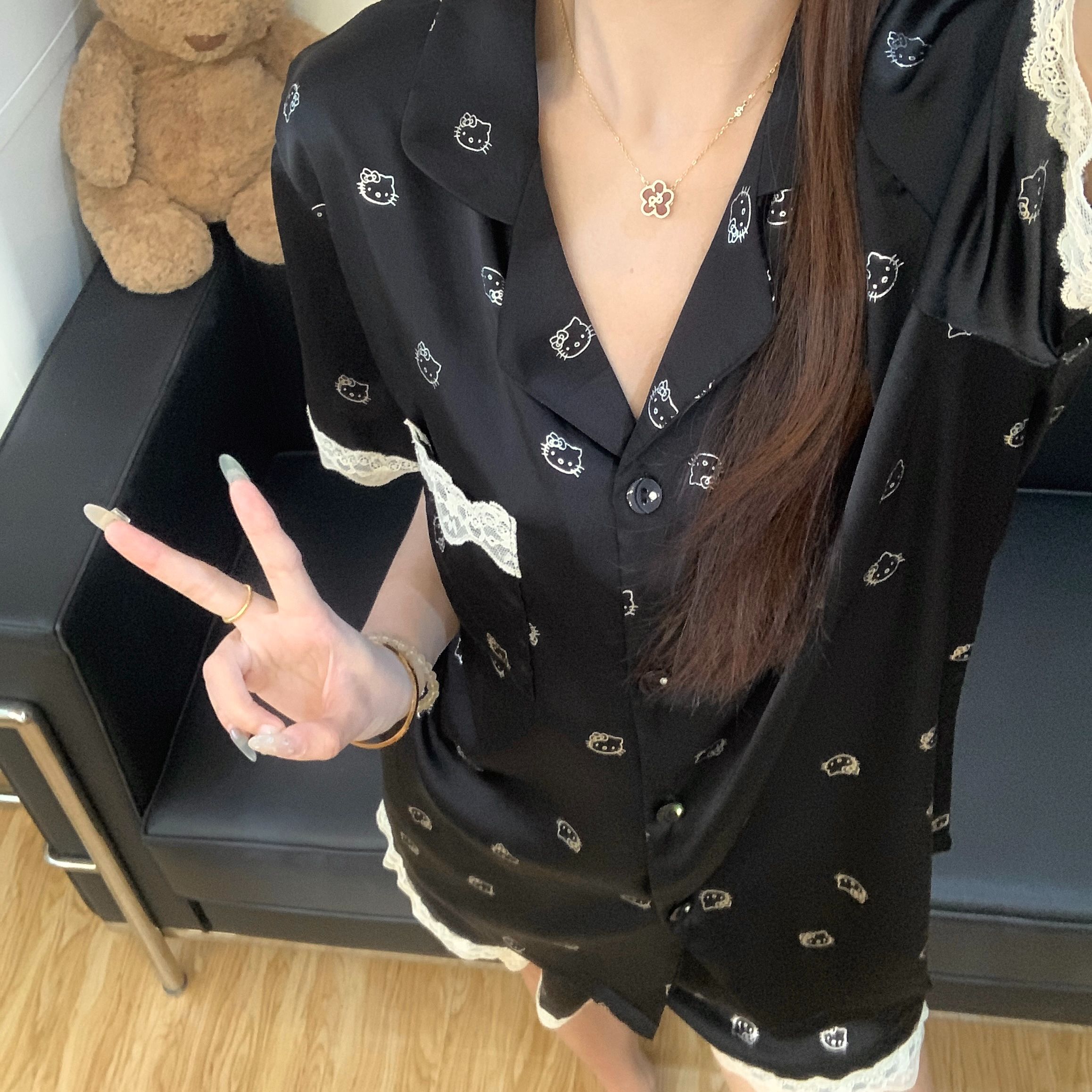 凯蒂猫夏季冰丝睡衣长袖长裤春秋季卡通自带胸垫可外穿睡衣家居服