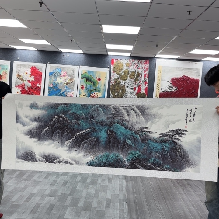 字画等多种形式的艺术作品和