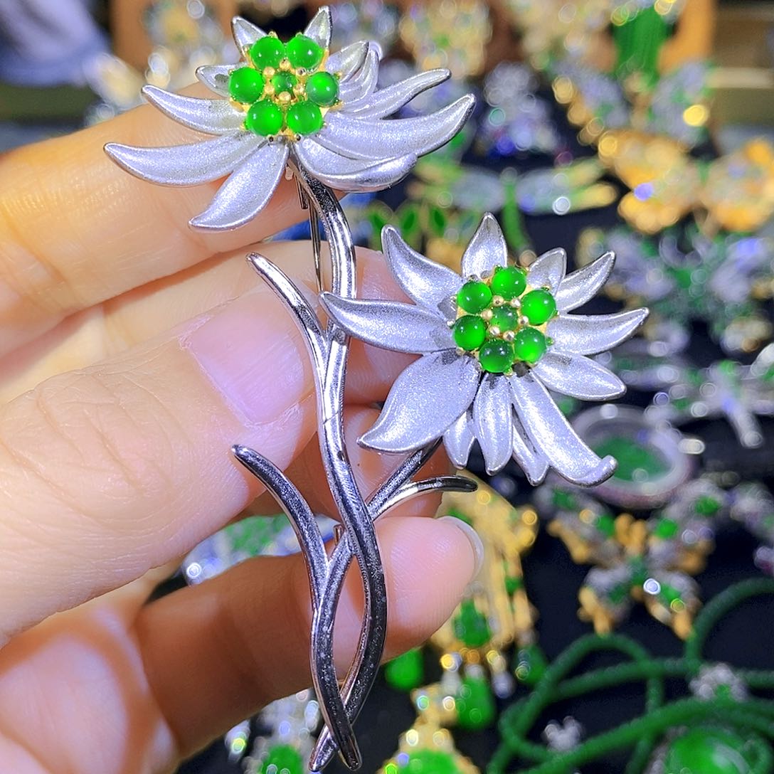 吊坠(不含链)银S925镶嵌翡翠