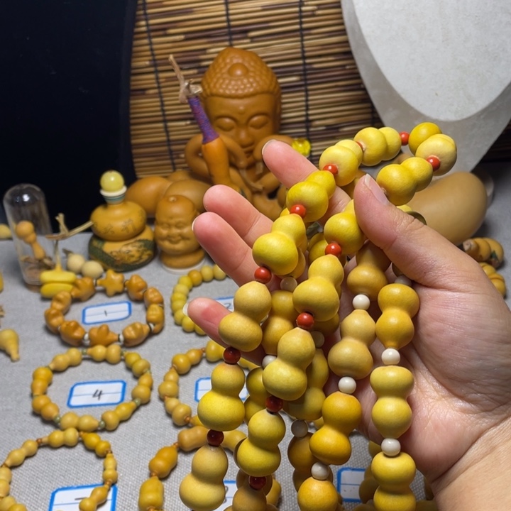 喜***-大叶紫檀（黑酸枝木类）