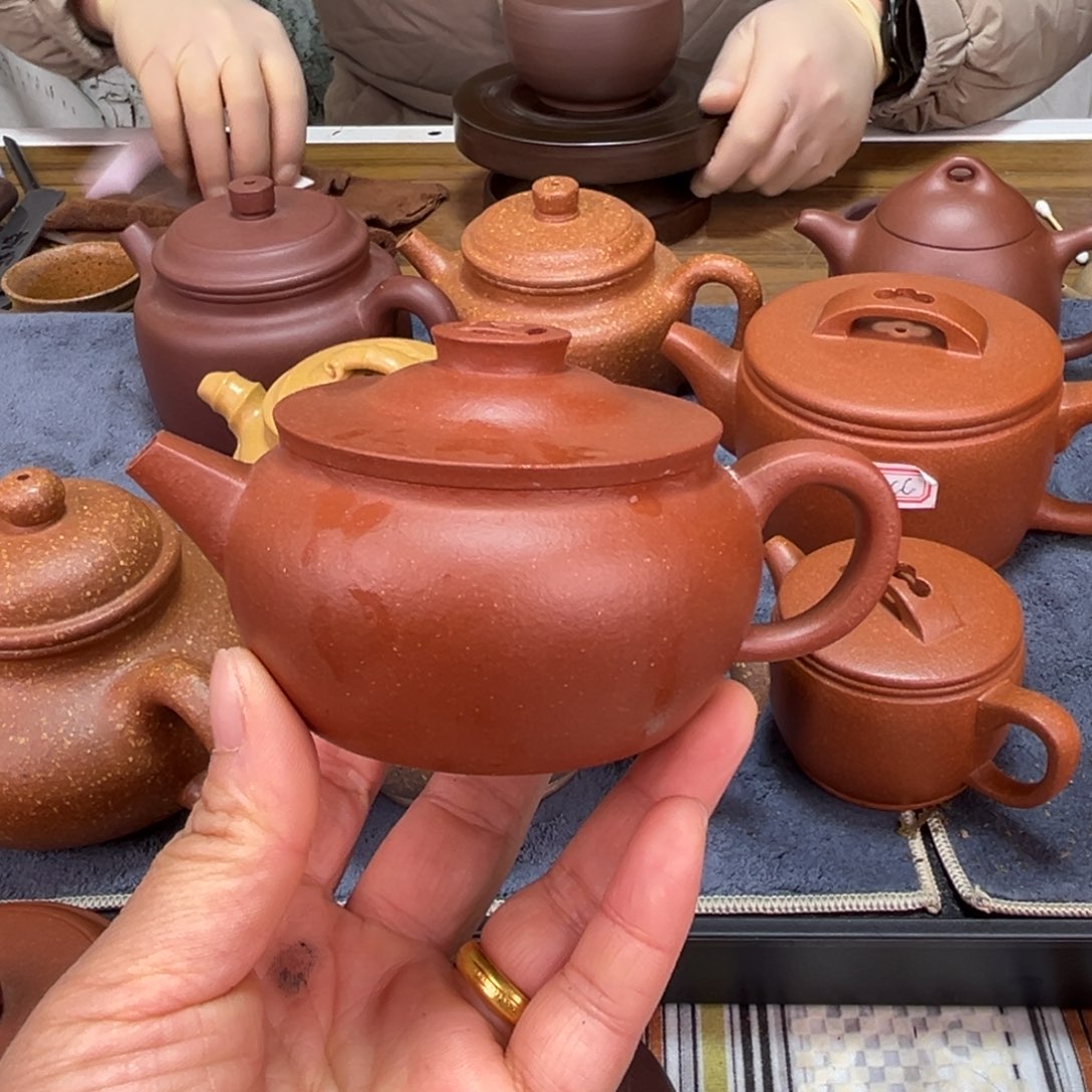 紫砂茶壶聚有财150cc红降坡