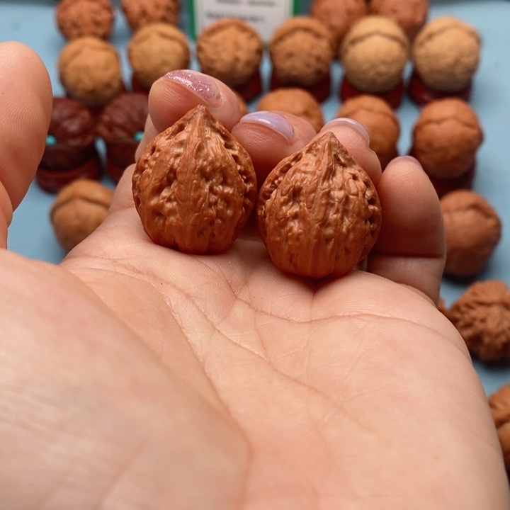 文玩核桃把件精品文玩手捻元