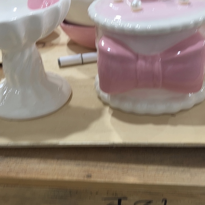 紫砂茶壶这么晚还不睡