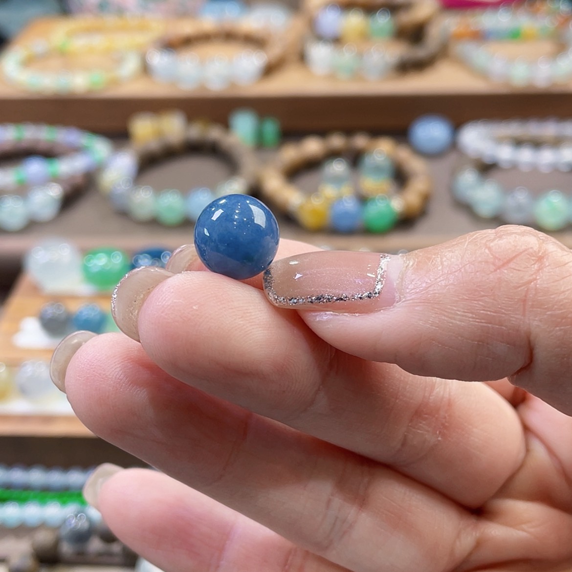 【闪购商品】翡翠颈饰未镶嵌蓝莓