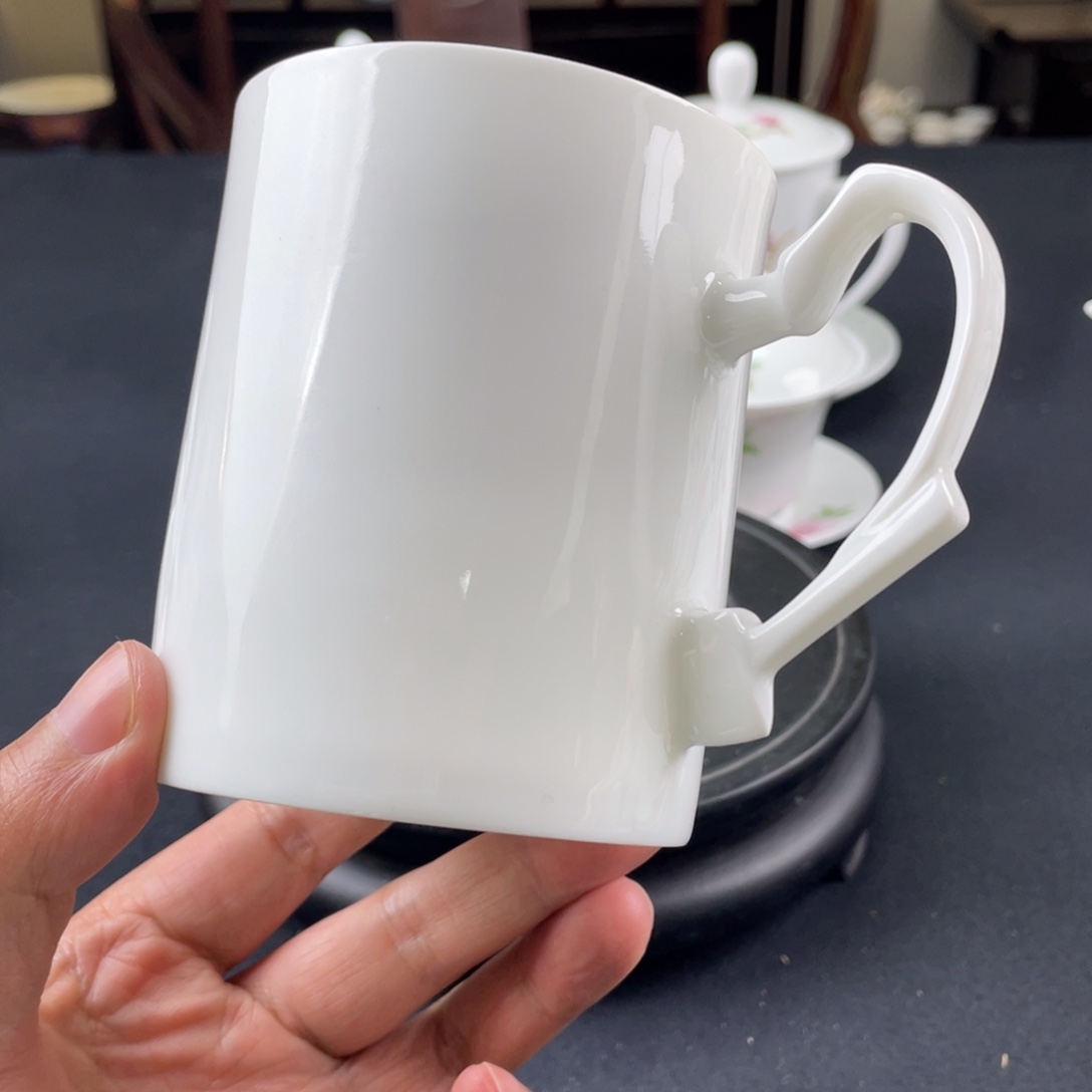 瓷片轻工业陶瓷研究所