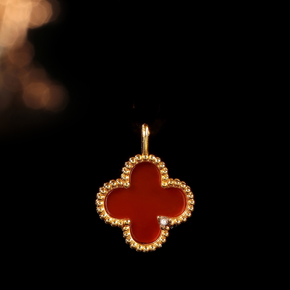 【柴柴专属】18k金钻石红玛瑙9MM四叶精致吊坠（不含链）时尚 五金女