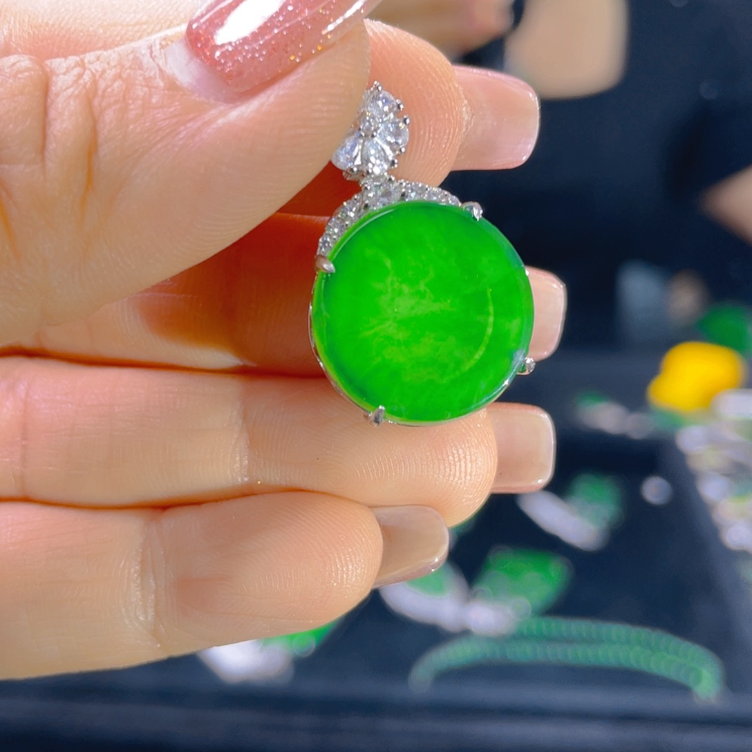 翡翠银S925镶嵌颈饰天然