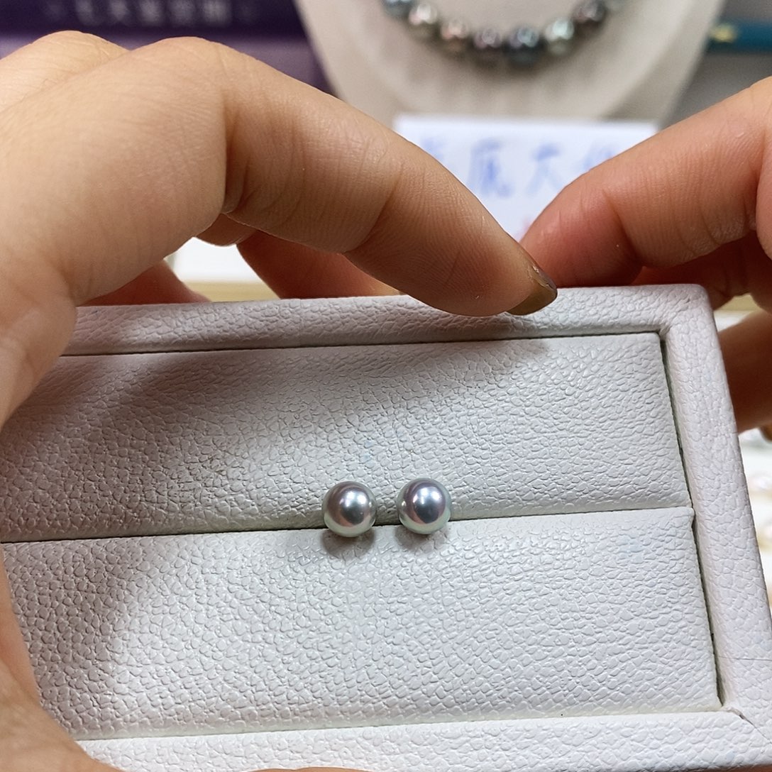 耳饰海水珍珠18K金镶嵌6-6.5m日本真多麻海水珍珠耳钉（无调色）