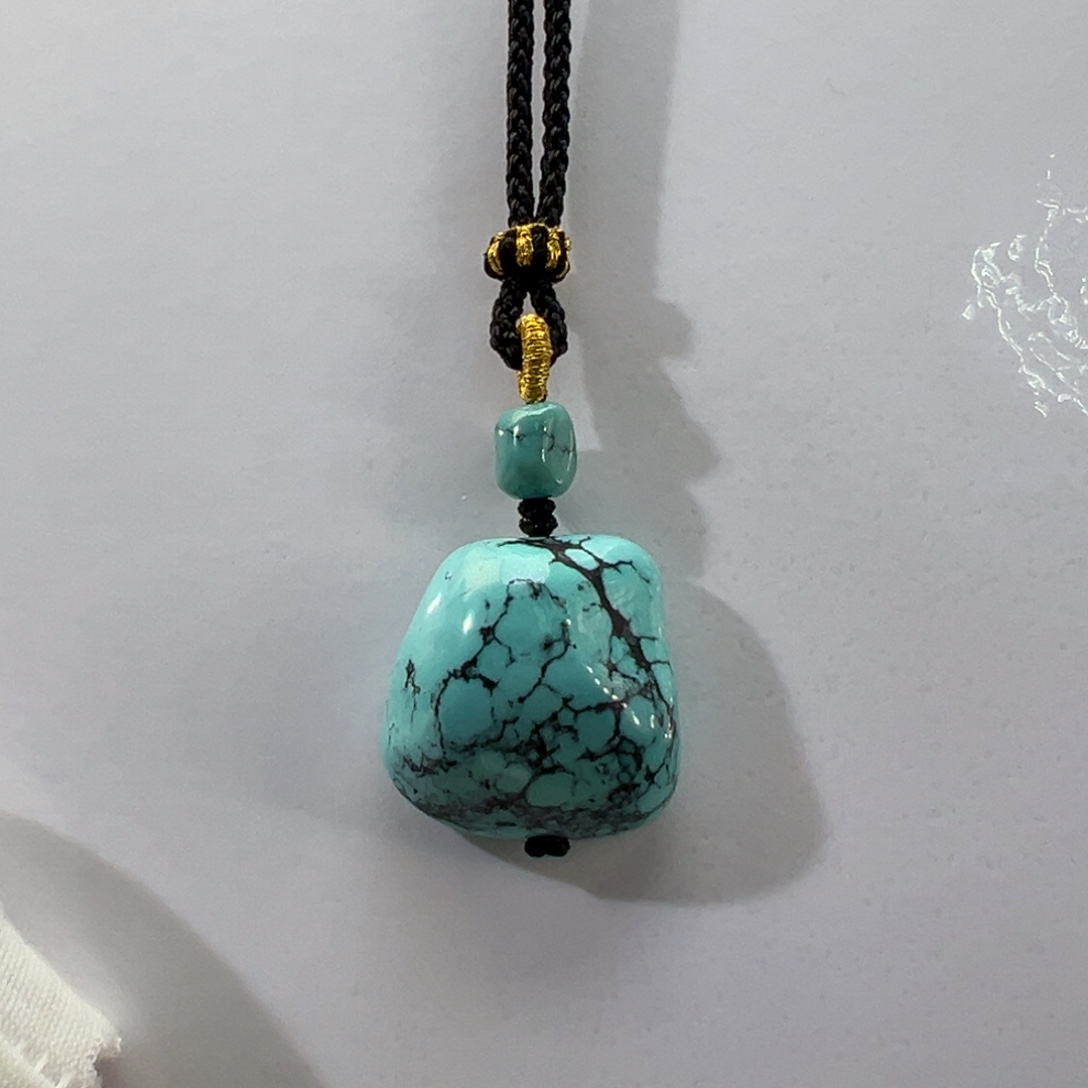 绿松石未镶嵌挂件