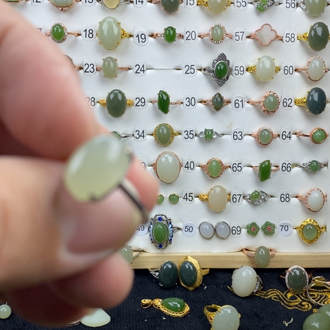 茉***莉和田玉（青白玉）银S925镀金镶嵌戒指