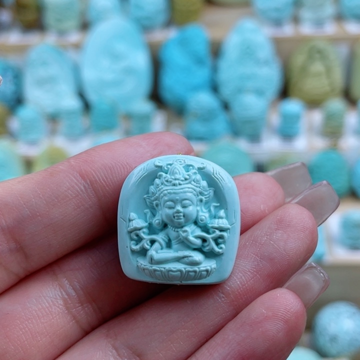 绿松石未镶嵌珠宝奇石