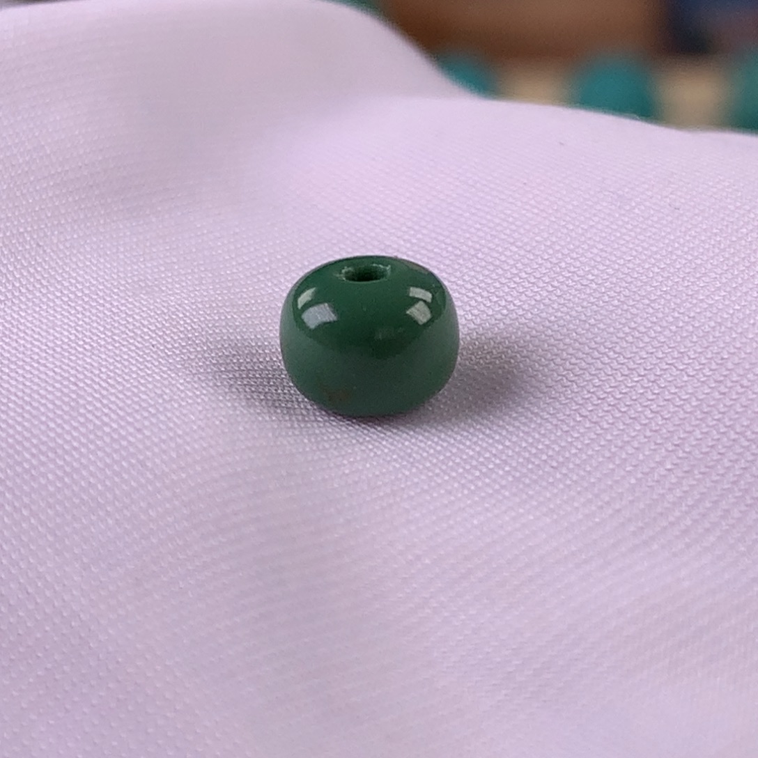 霸***龙绿松石未镶嵌珠宝奇石6.7mm