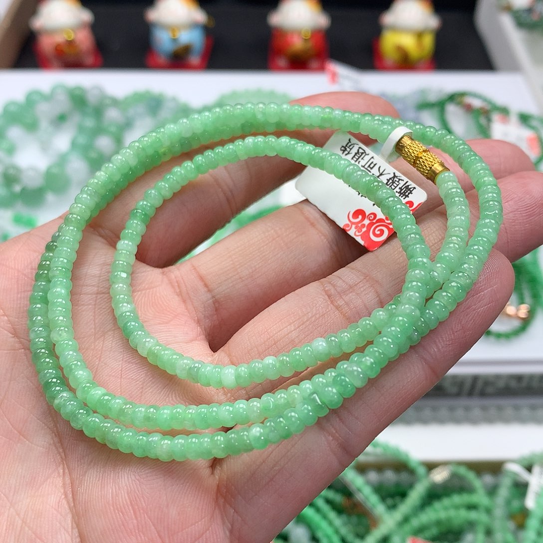 翡翠手链未镶嵌翡翠