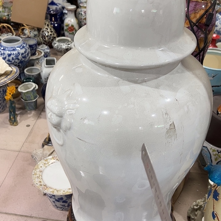 瓷片瑕。。。，，。。。。。。。。。。