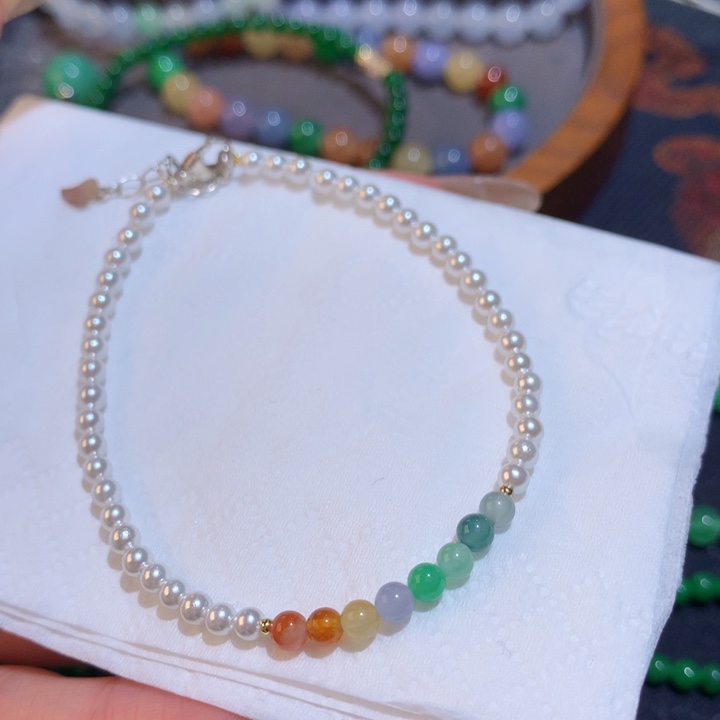 翡翠颈饰未镶嵌彩虹珠