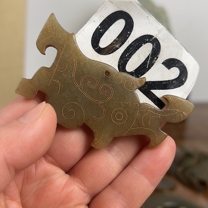 和田玉（糖玉）颈饰未镶嵌