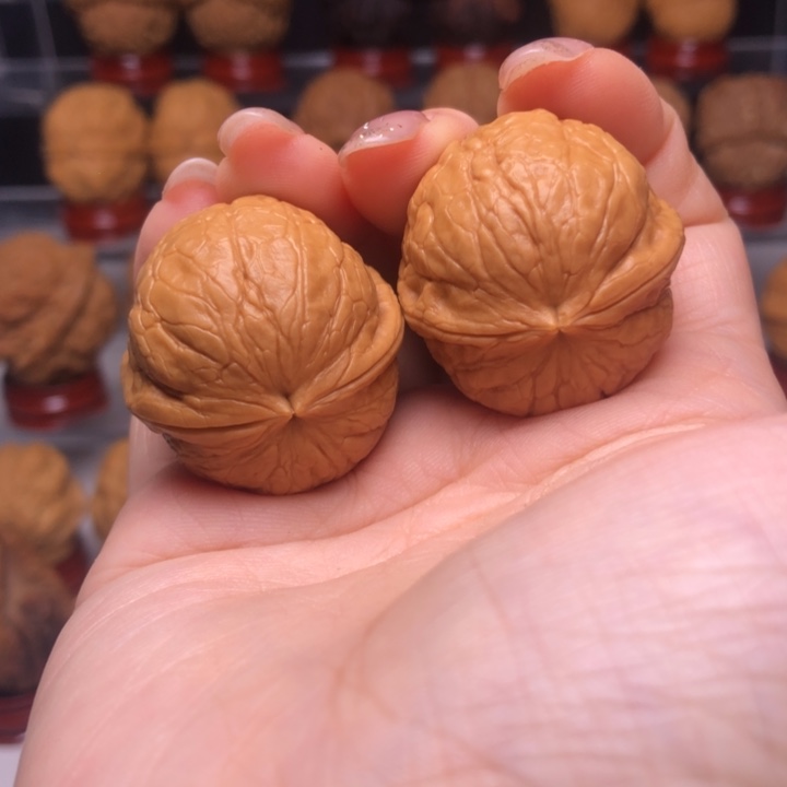 文玩核桃吊坠16西瓜球