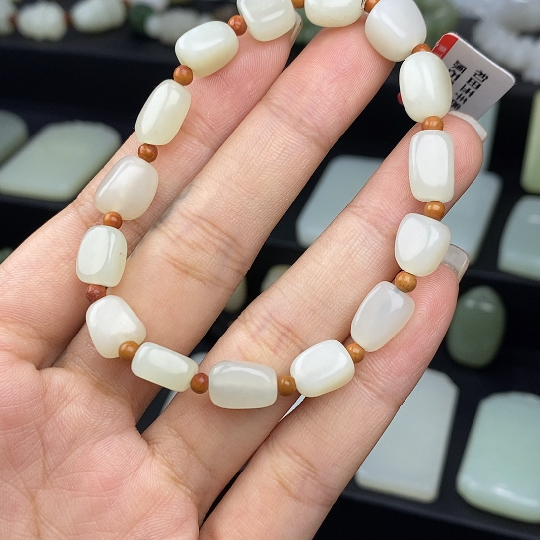 和田玉未镶嵌手链