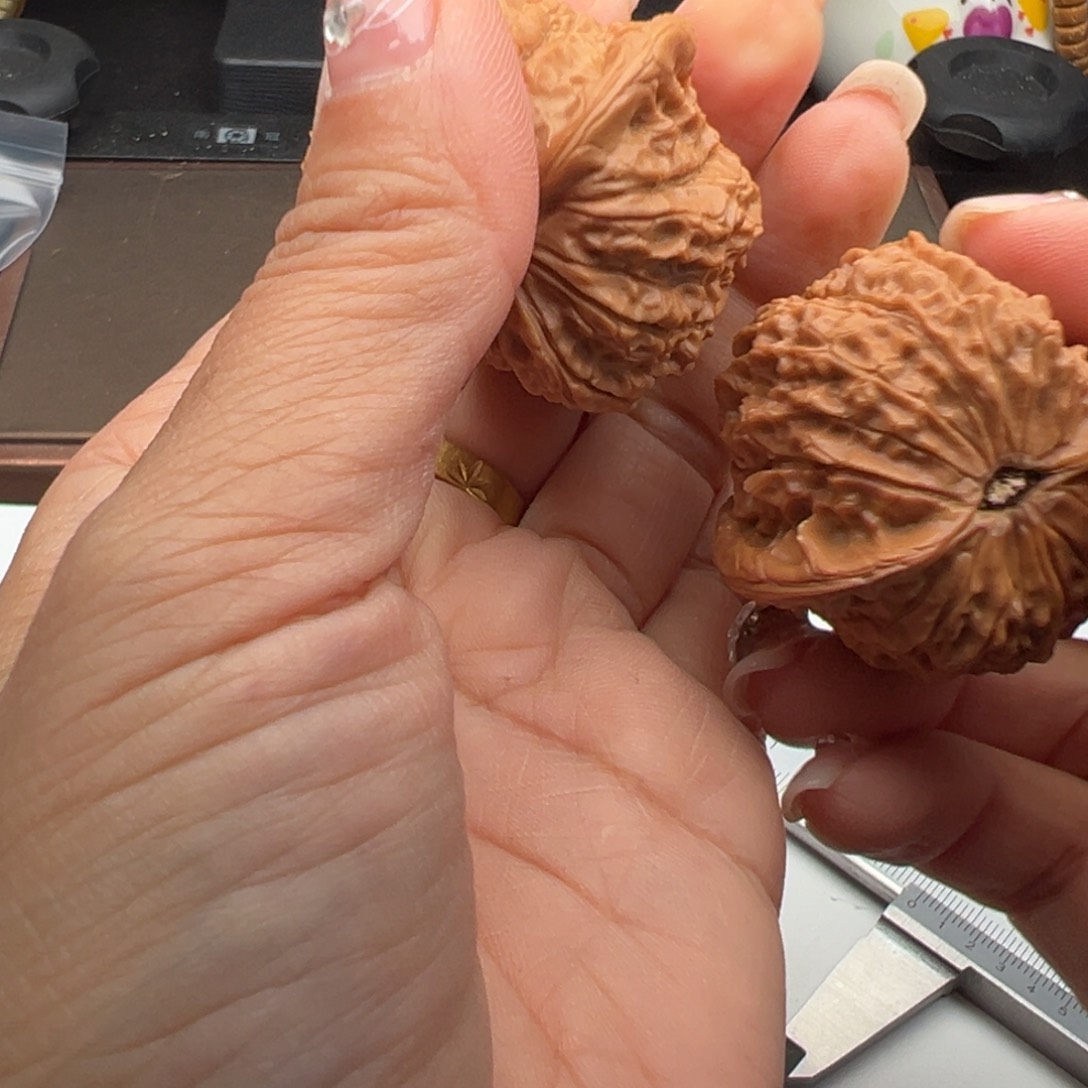 文玩核桃把件血麒麟42