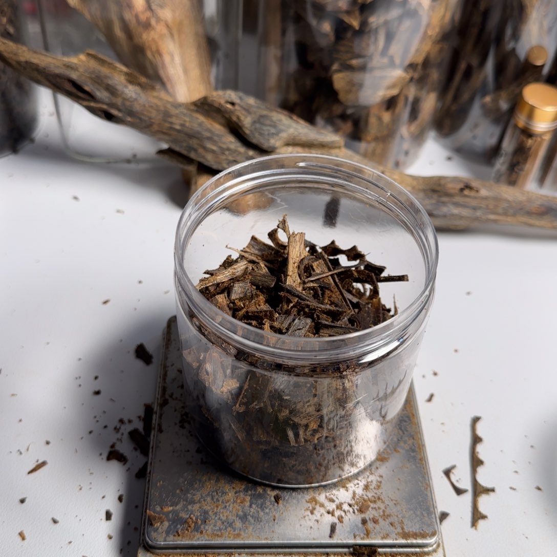 楠木海南红骨沉水50