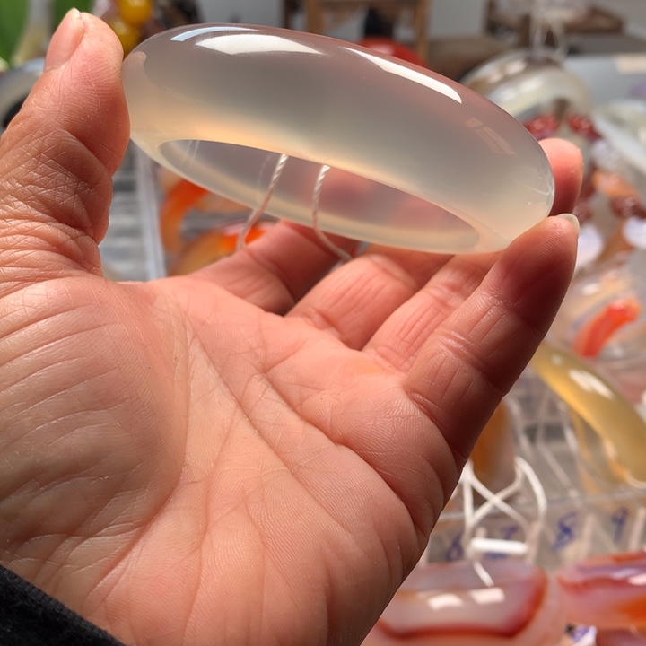 玛瑙/玉髓未镶嵌手镯